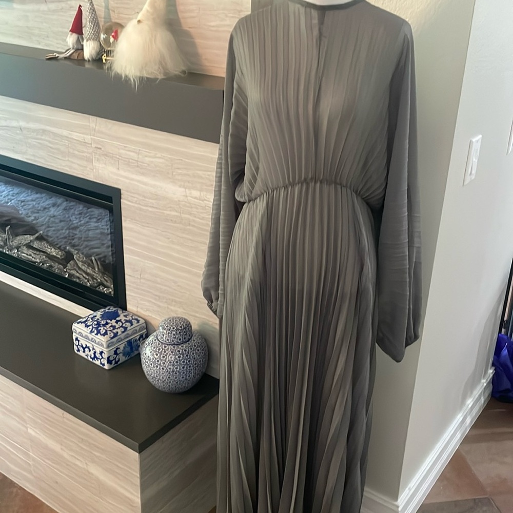 Anthropologie Gray Pleated Long Sleeve Maxi Dress